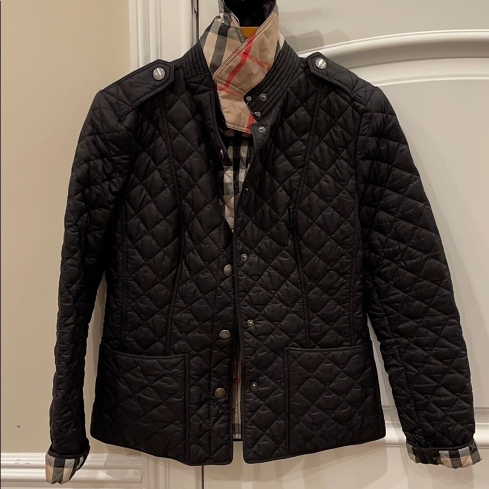 Burberry - Picture 2 of 10